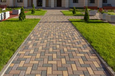 Walkway with Patterned Pavers